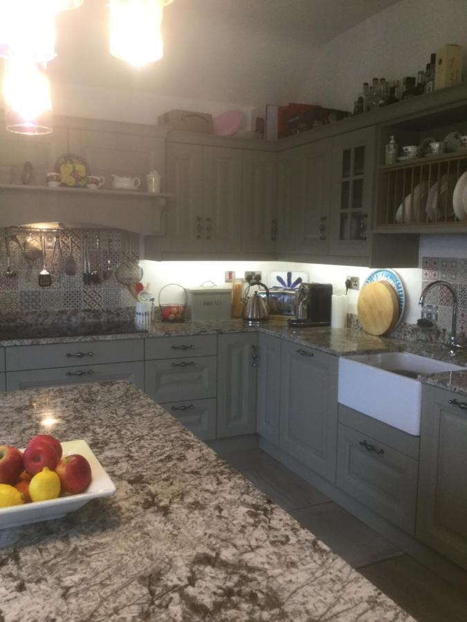 Tullybeggs B&B Clifden Exteriör bild